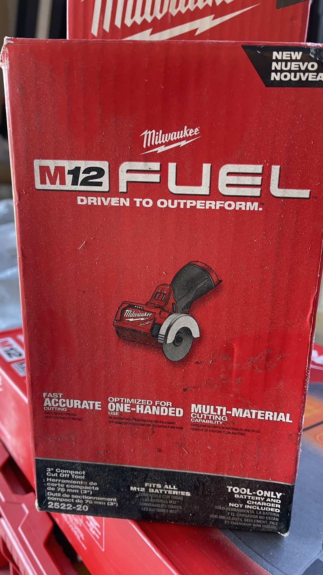 Milwaukee M12 Cut Off Tool