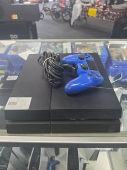 Playstation 4 1st Gen 500GB. ASK FOR RYAN.
