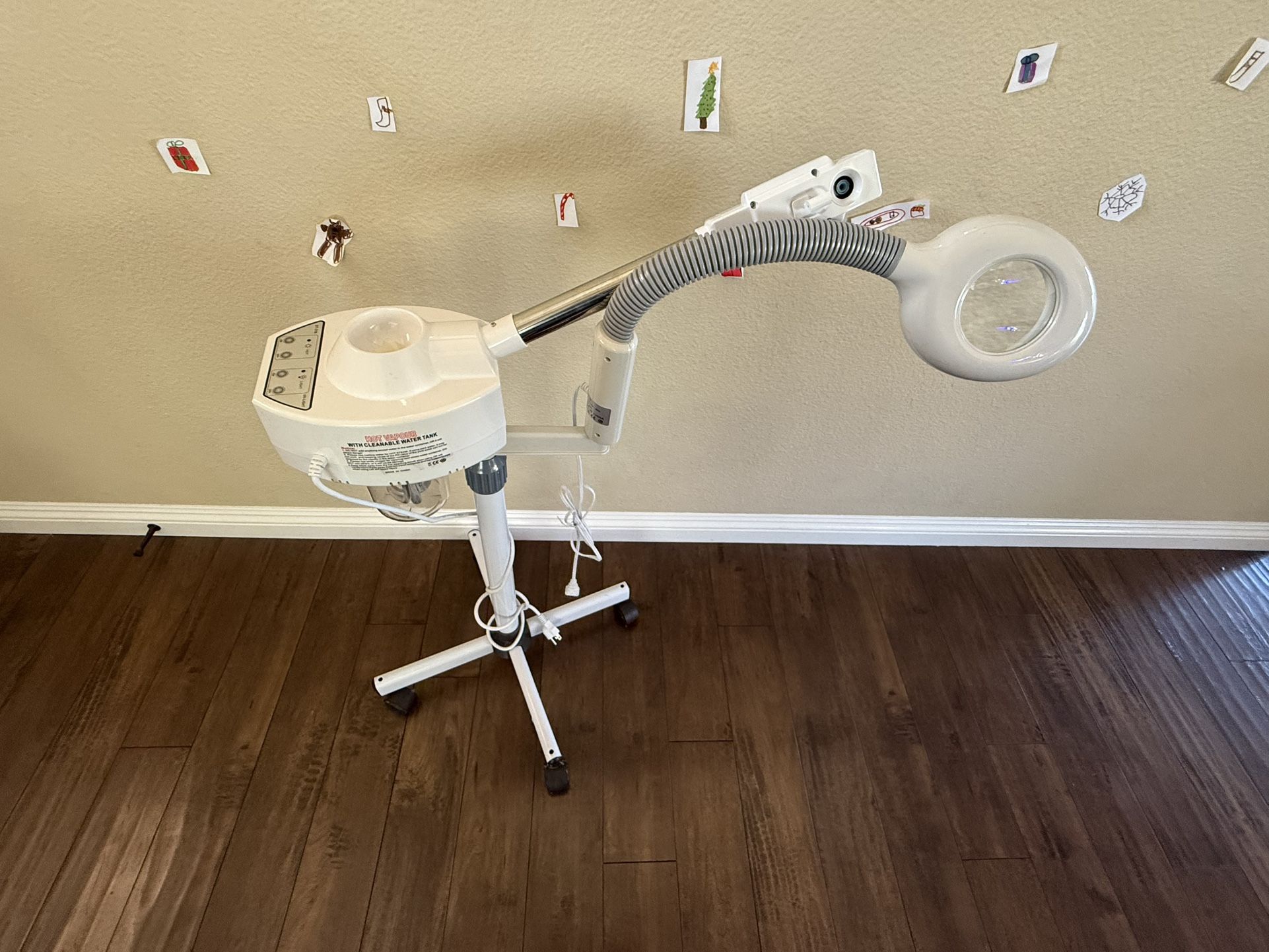 Facial Steamer With Light