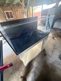 Waterbox 130.4 tank/stand/sump