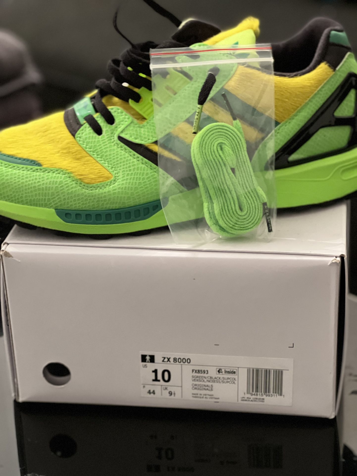 Adidas ZX 8000 “Atmos” Size 10