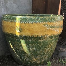 Ceramic Pot 