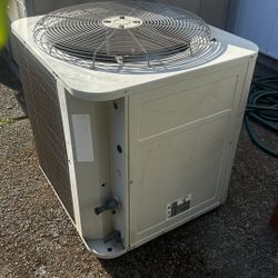 4-Ton Bryant Air Conditioner Condenser Unit R-22 Charged For 50’