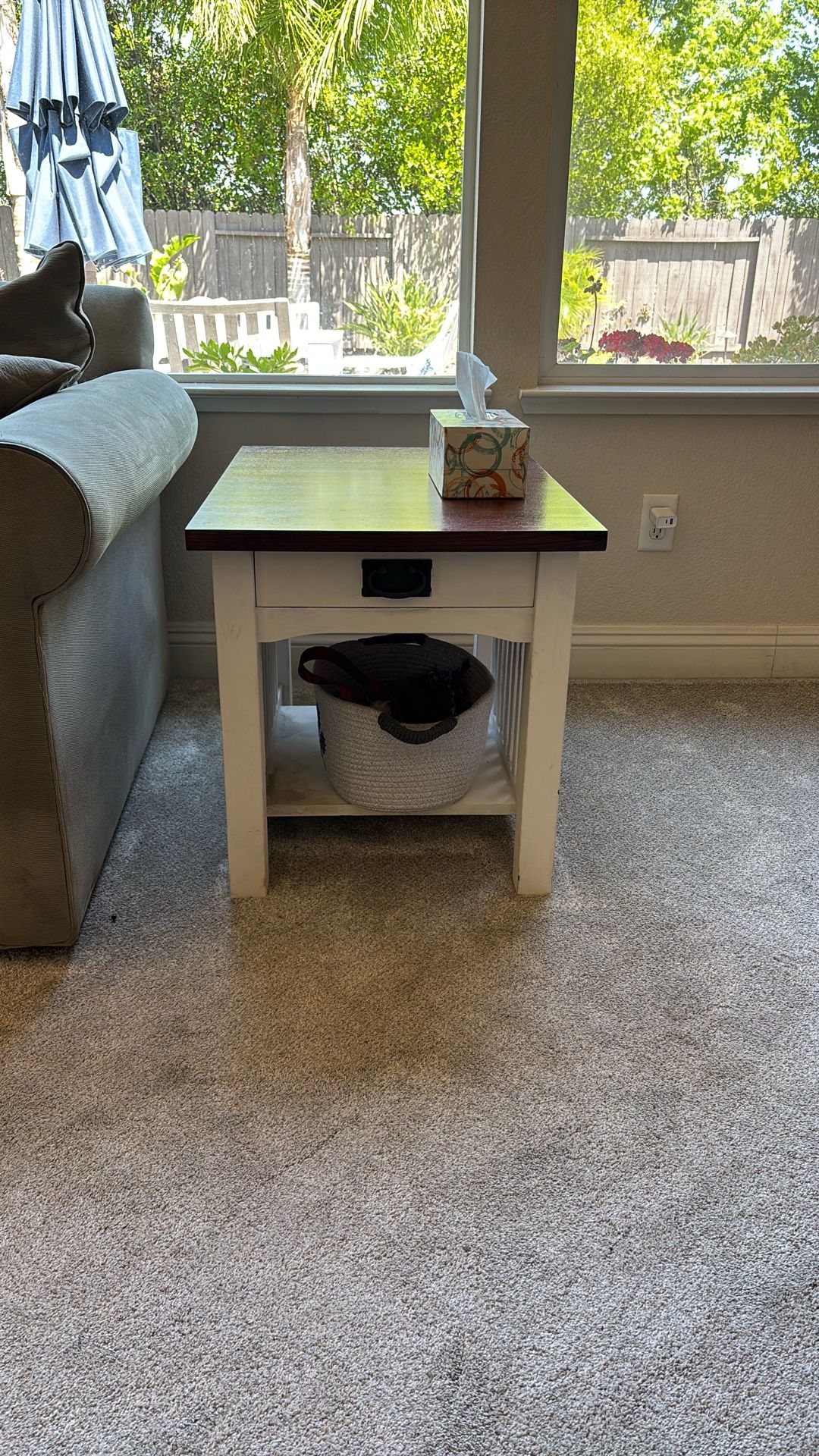 End table