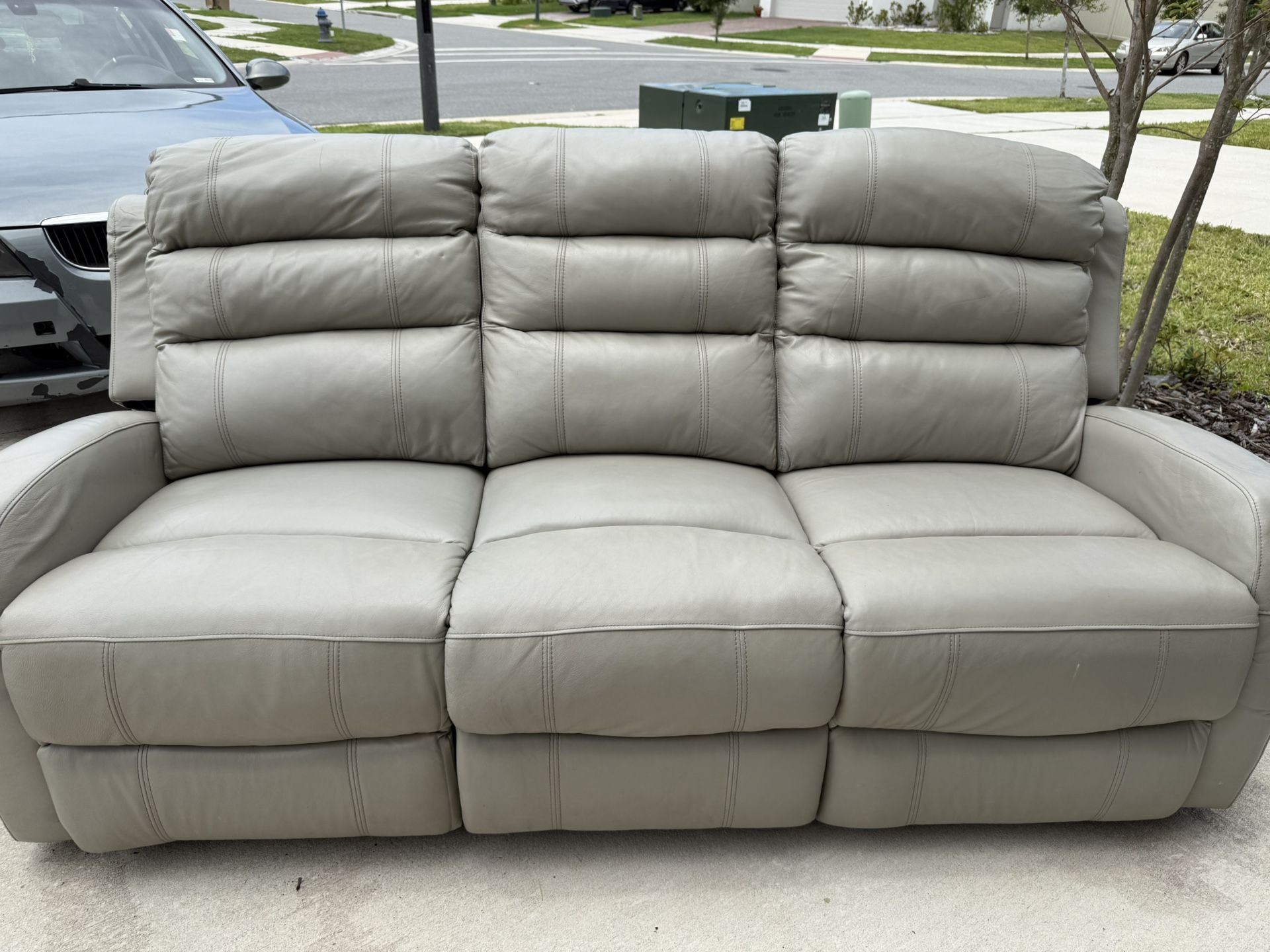 Reclining couch