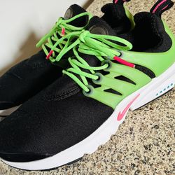 Nike Presto’s Size 4Y 