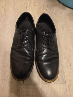 Black Shoes