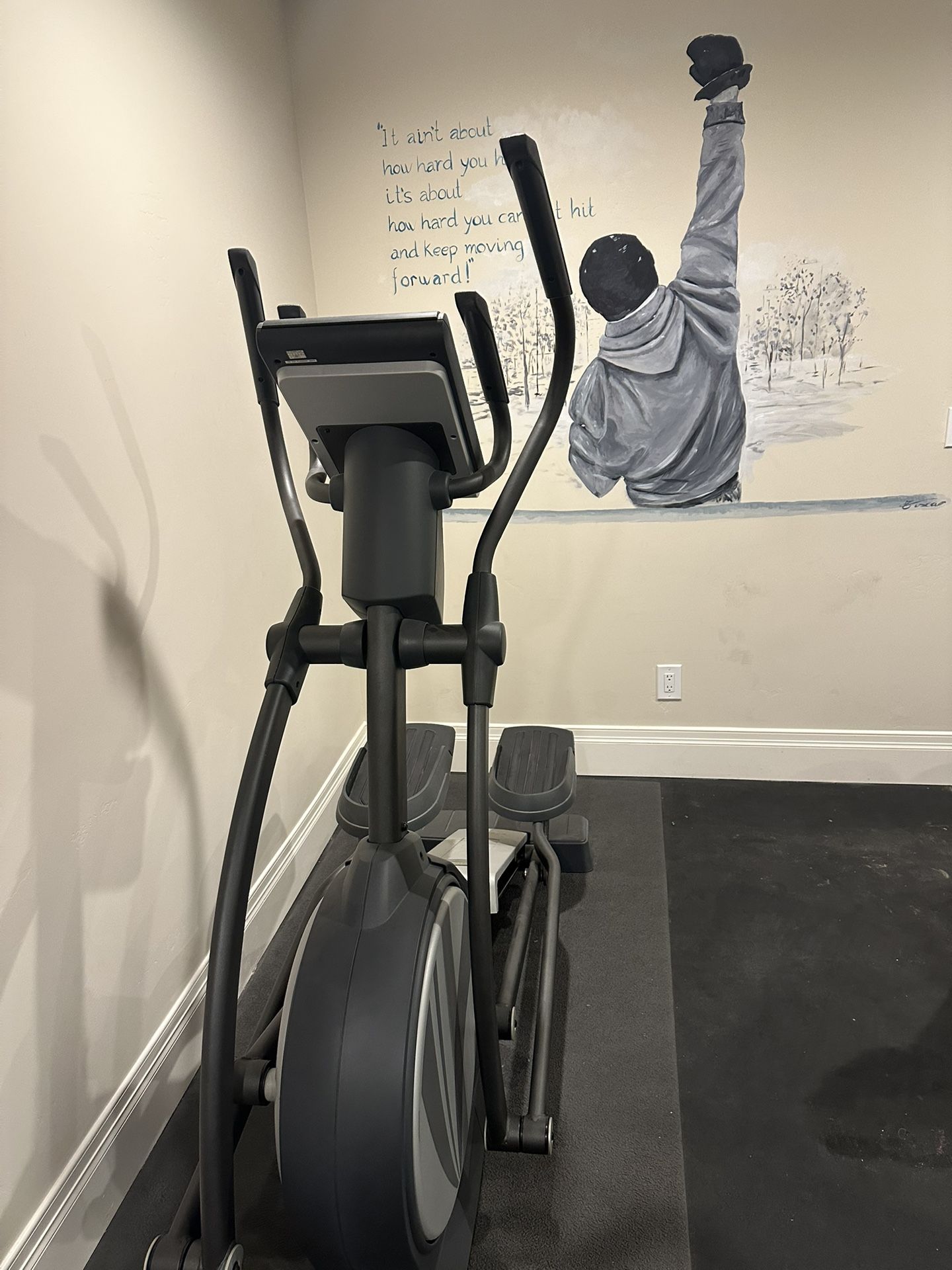 Healthrider Elliptical Machine