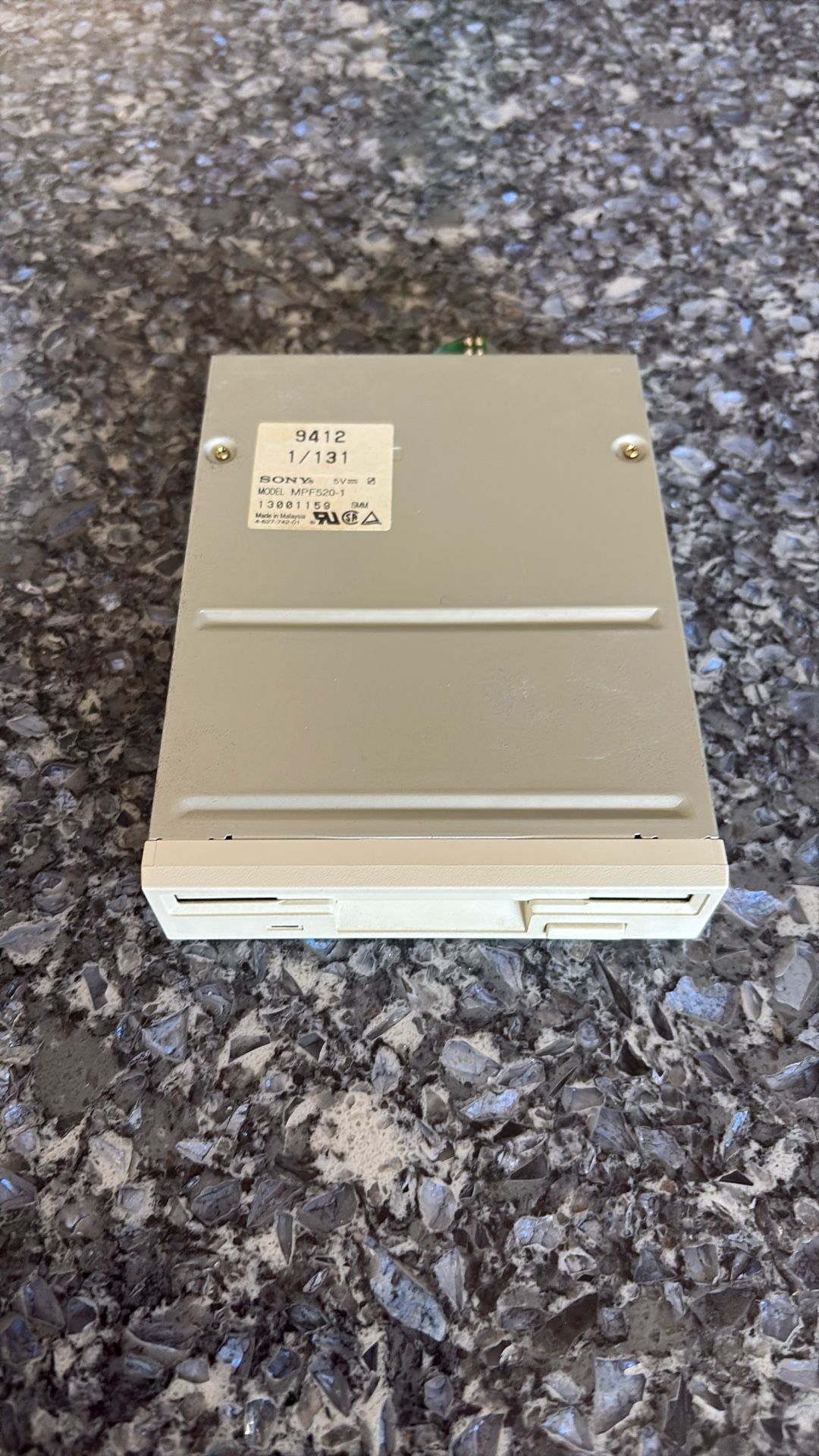 FDD 3.5” Floppy drive