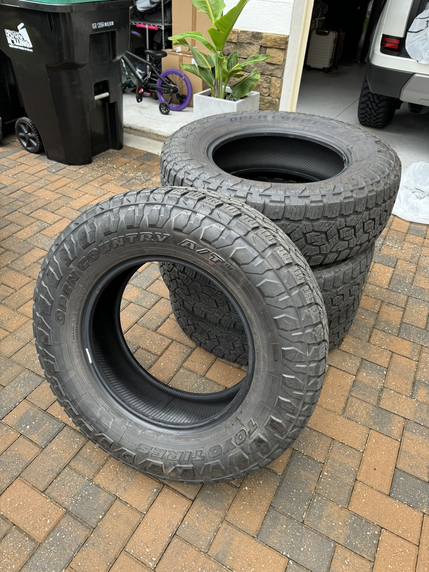 TOYO Tires used A/T Size: 33’s (1300 Miles) 
