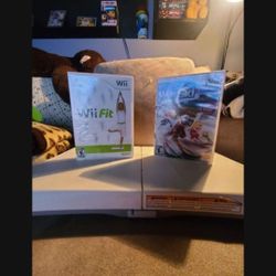 Wii Balance Board With We Skii And Wii Fit 
