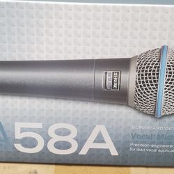 Microphone