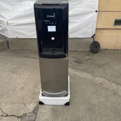 Water Dispenser Used