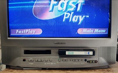 27-inch CRT TV VCR/DVD Combo color retro gaming television model 2002
