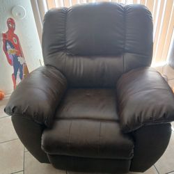 Brown LEATHER RECLINER CHAIR