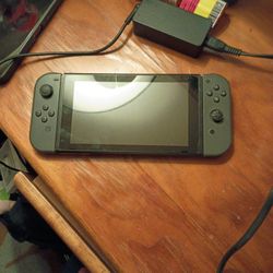 Nintendo Switch 