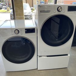 LG Front Load Washer With Sidekick & Gas Dryer Set In White 