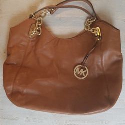 Authehentic Michael Koors Purse Great Shape !