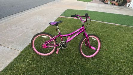 Girls bike