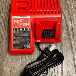 New Milwaukee M12 M18 Charger 