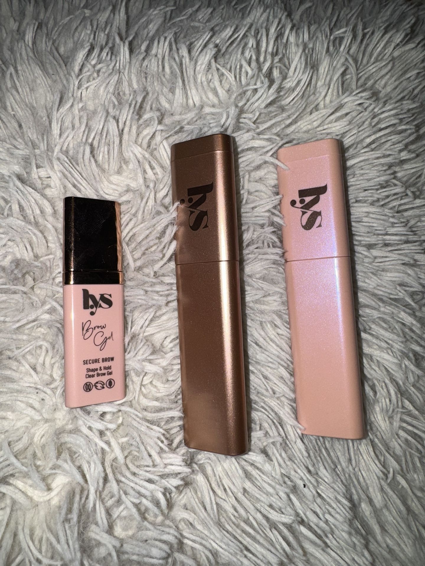 LYS Crème Blush & Contour Duo (free gift)