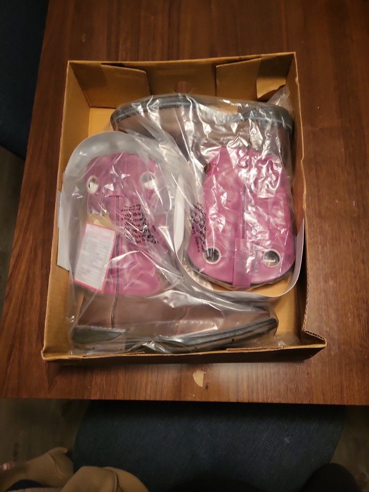 Smoky Mountain Pink Women Boots