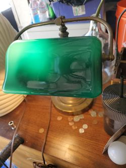 Emerald bankers desk lamp