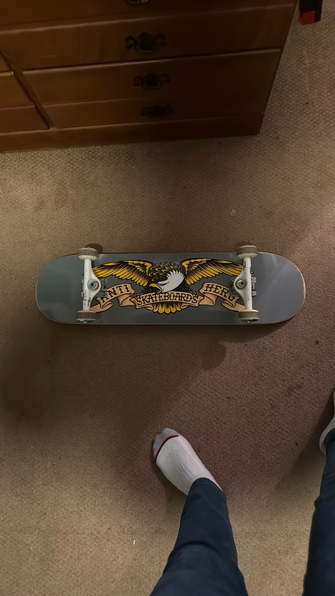 Anti Hero Skateboard