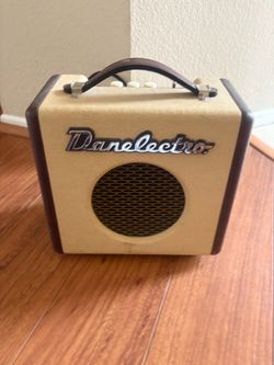 Danelectro Mini Guitar Amp