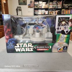 Star Wars Millennium Falcon Cd-rom Playset