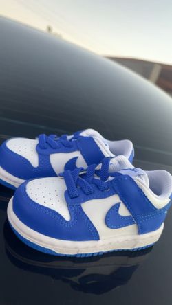 Boys shoes