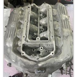 2011Honda 3.5 Intake Manifold And carburetor