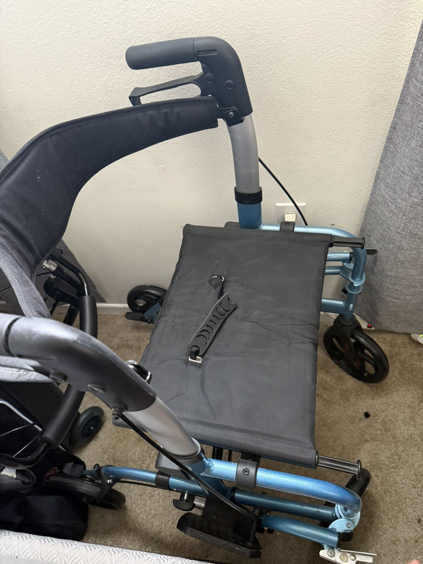 Walker/wheel Chair