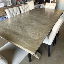 Dinning Table With Six Chairs 