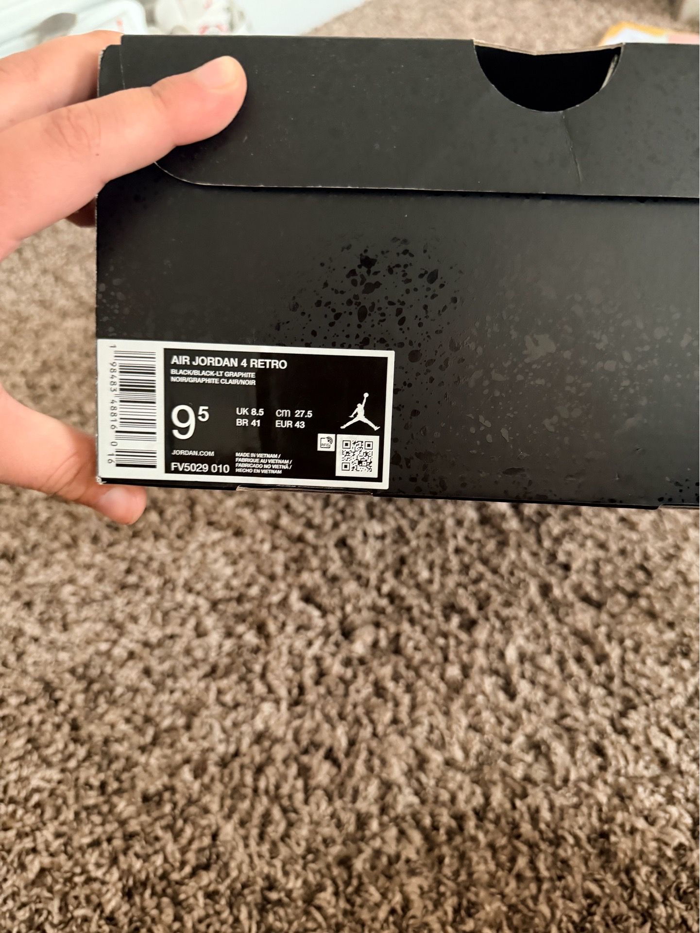 Jordan 4 black cat