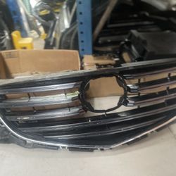 Mazda Cx5 Upper Gloss Grille Part
