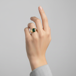 14K Yellow Gold Black Star Sapphire Womens Ring