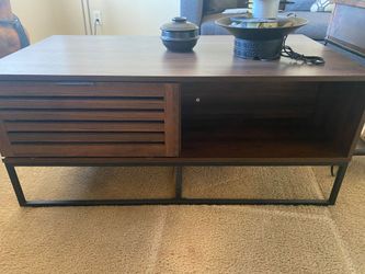 Coffee table with table