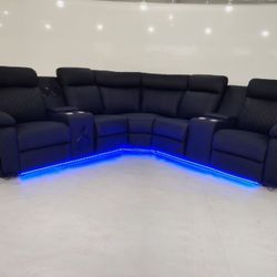 BLACK LEATHER RECLINER SECTIONAL 👌🏻👌🏻👌🏻🥰👌🏻👌🏻👌🏻