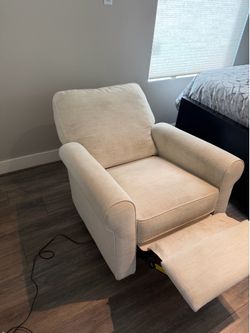 Recliner Chair with Electric Controls