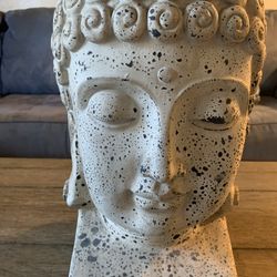 Buddha Head Statue 