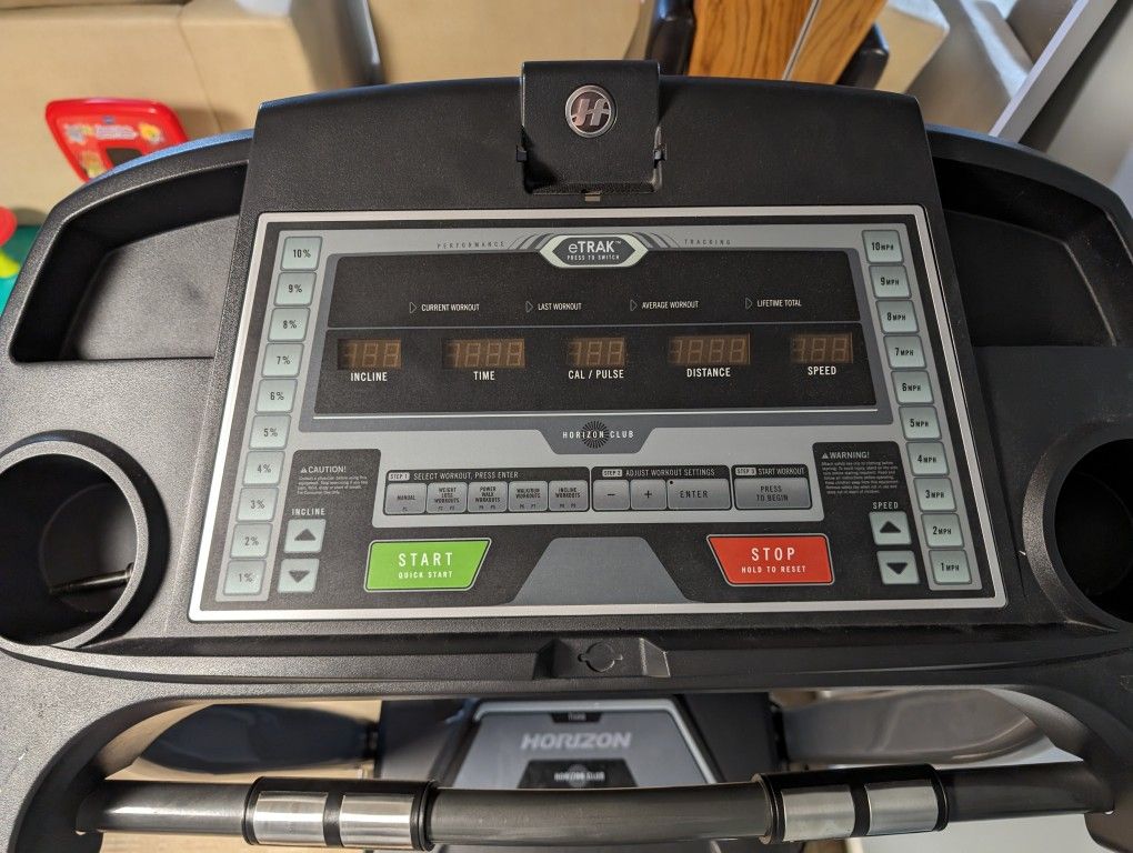 Treadmill Horizon T500 for Sale in Winfield, IL OfferUp