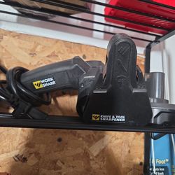 Professional knife and tool sharpener