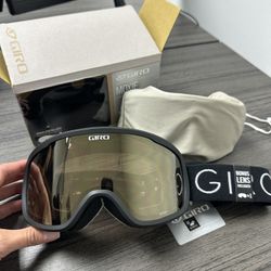 Giro Moxie Snow Goggle - Women - Black & Gold Lens - Jet Ski Winter Snowboard