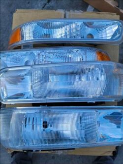 99-02 Silverado 00-06 Suburban Tahoe Headlights luces faros micas