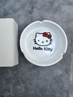 Hello kitty ash tray