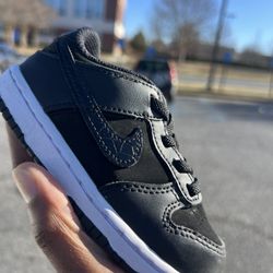 ‘Black Croc’ Dunks 🐊 