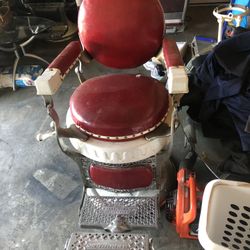 Oval Back Chair Barber 