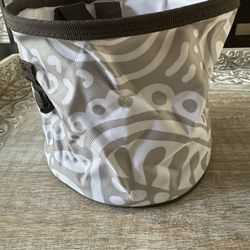 Thirty-One Taupe Playful Parade Oh- Snap Bin