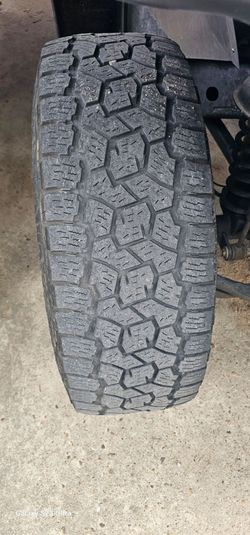 17 JEEP WANGLER OEM WHEELS & TOYO OPEN COUNTRY A/T TIRES